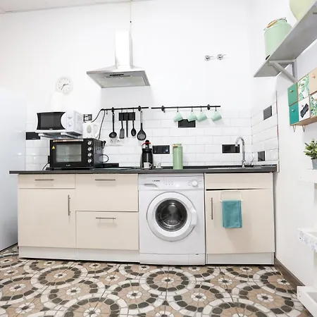 Huelintown Apartment