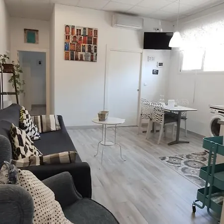 Apartament Huelintown *